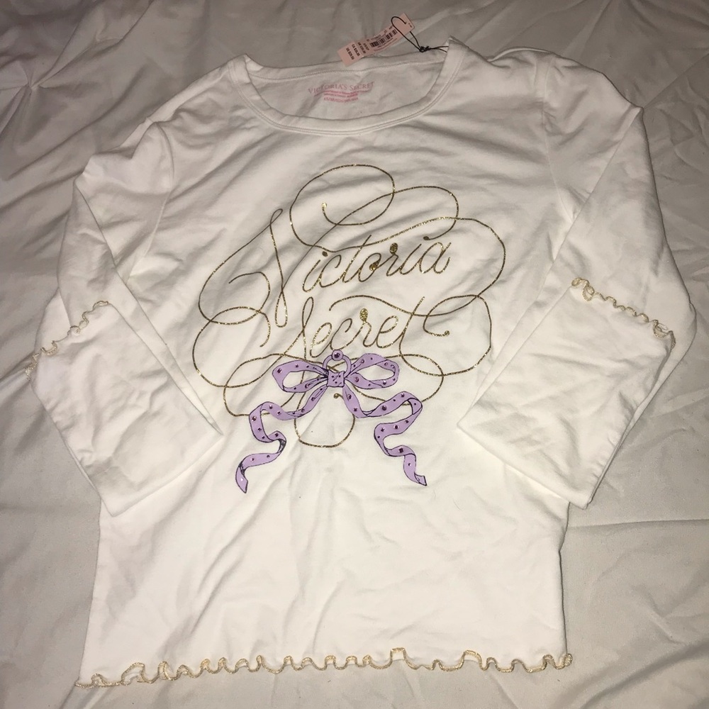 Victoria’s Secret long sleeve top